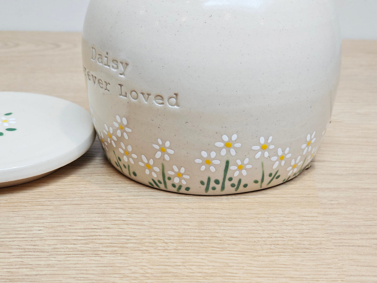 Daisies Ceramic Pet Urn