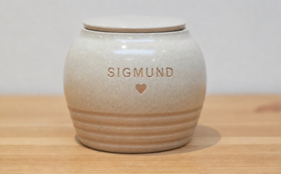 Custom Urn for Sigmund