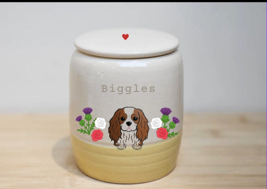 Custom Urns for Biggles